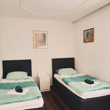 R&s Apartment *